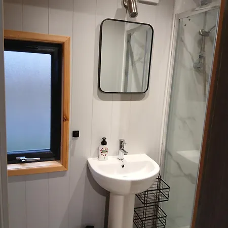 Bayview Glamping Pods Kerry Campsite