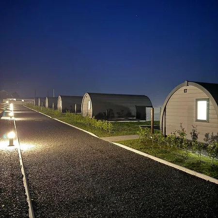 אתר קמפינג Bayview Glamping Pods Kerry